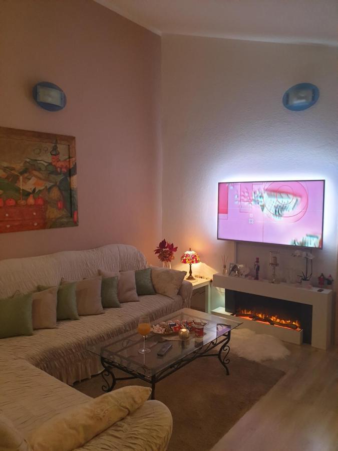 Apartmani Mlikotic Dugi Rat Exterior foto